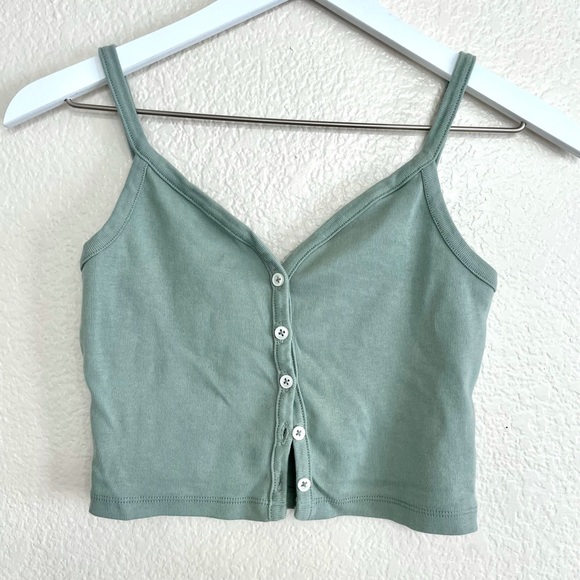 Brandy Melville Green Zelly Button Up Crop Tank Top - Picture 9 of 10